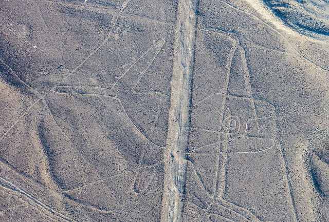 640px-lineas_de_nazca_nazca_peru_2015-07-29_dd_39