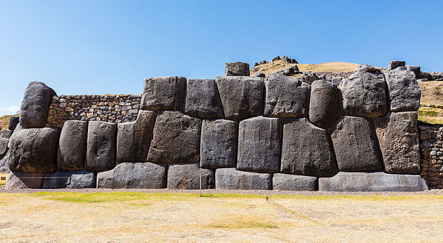 640px-sacsayhuaman_cusco_peru_2015-07-31_dd_27